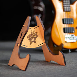 Стильна підставка для гітари